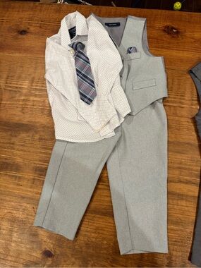 Chaps White Dress Shirt with Blue Plaid Tie Set